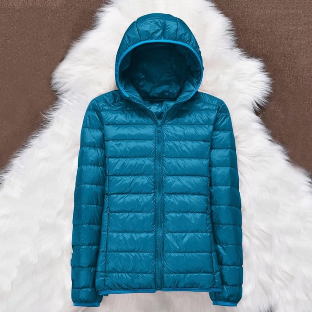 Women's Ultra Light Weight Packable Down Jacket with Removable Hoodie